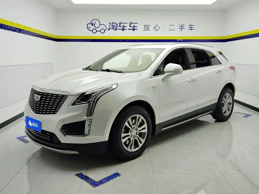 CADILLAC XT5