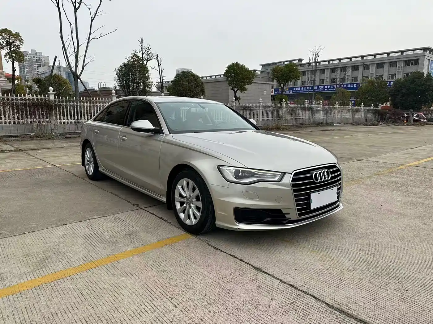 Audi A6L 2016 30 FSI Technology