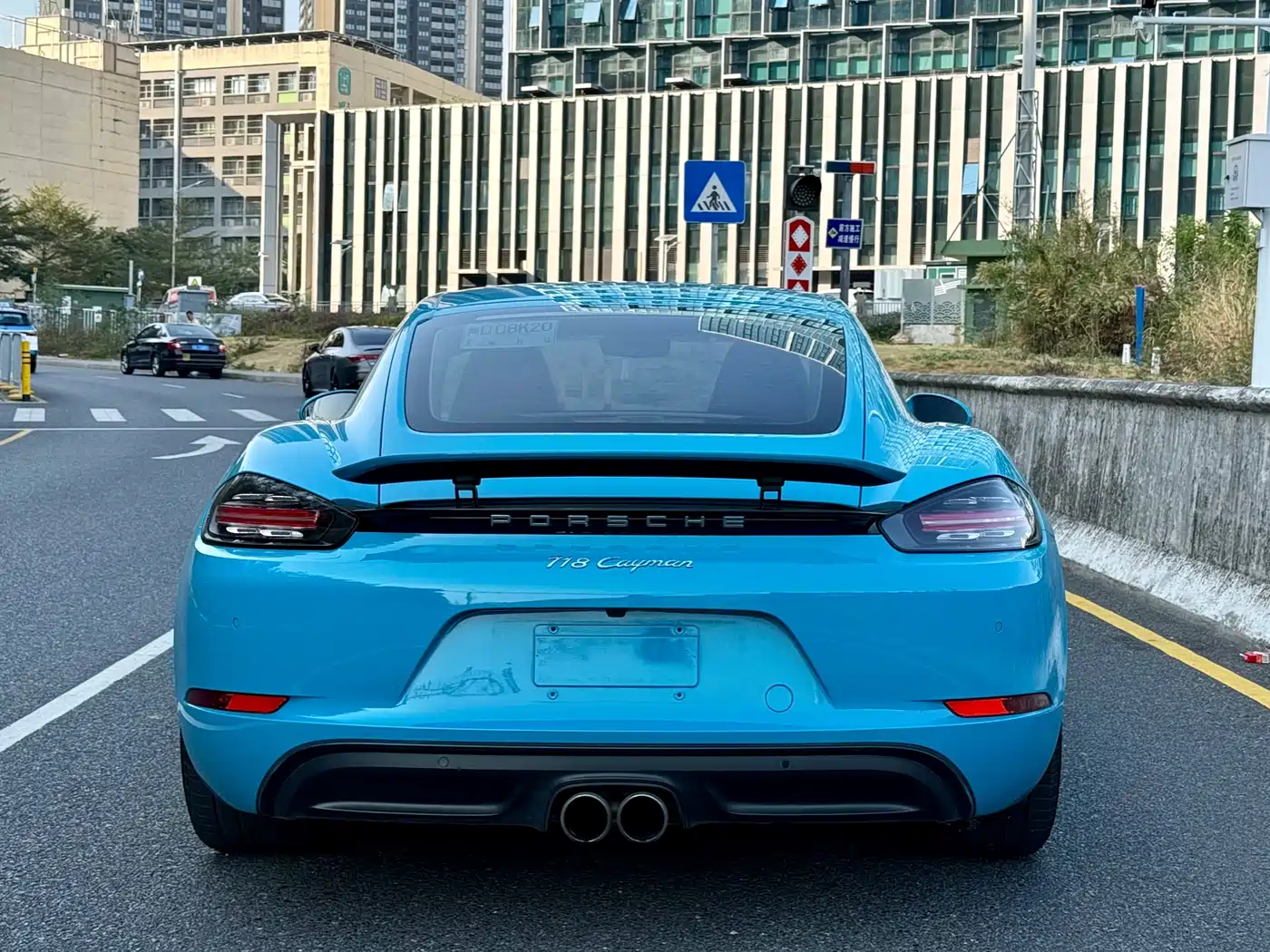 Porsche 718 2018 Cayman 2.0T фото 12