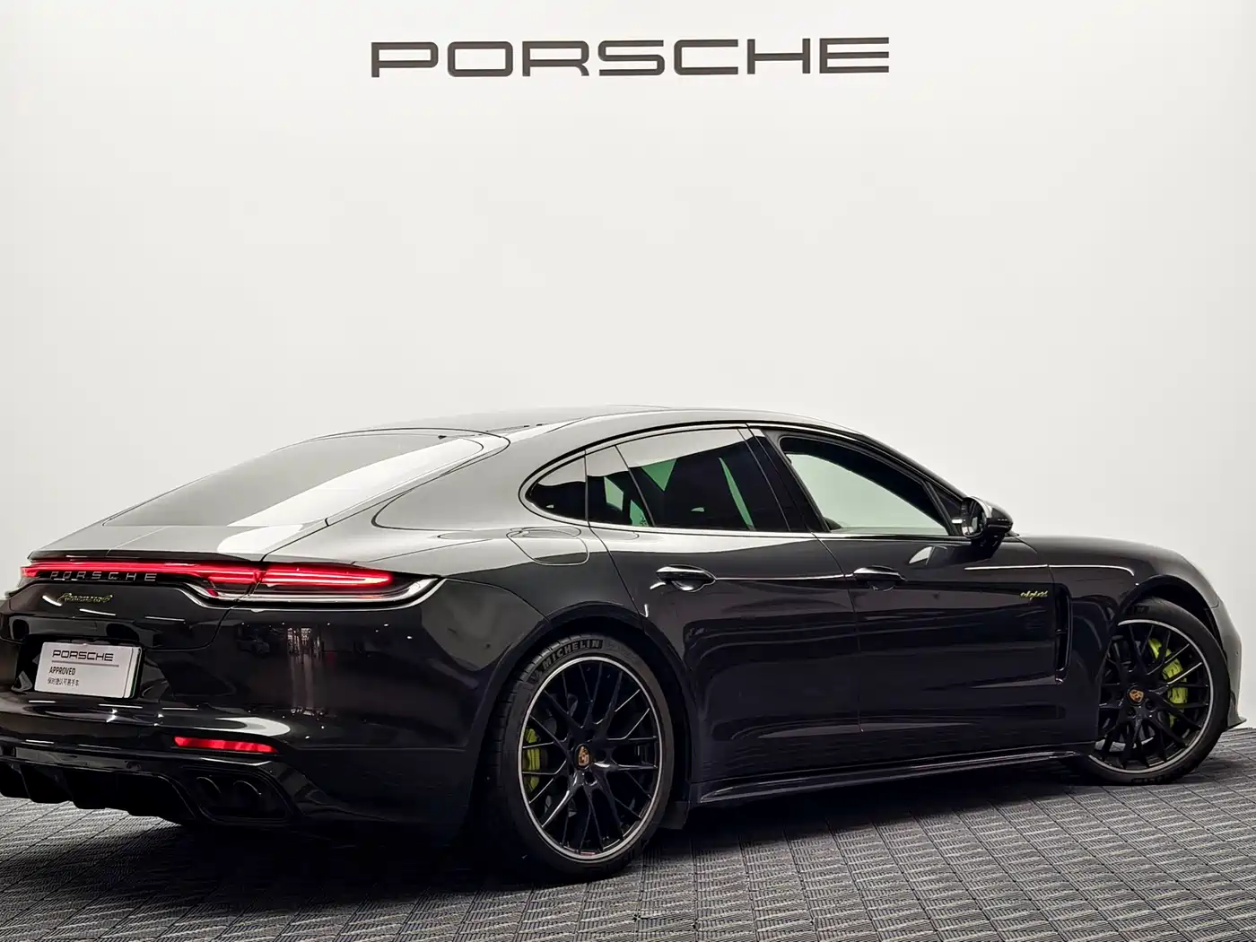 PORSCHE PANAMERA NEW ENERGY