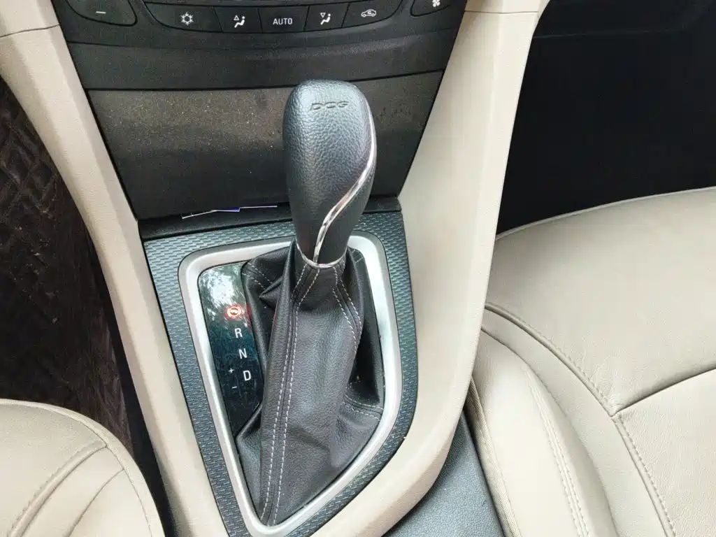 Фото 10 - Buick Excelle