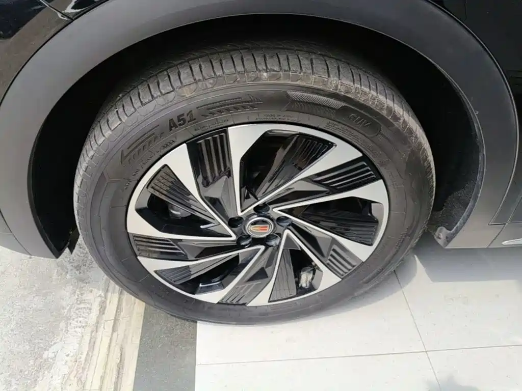 Hongqi HS7 PHEV 2025 2024 2.0T PHEV 4WD Flagship Edition 6-seater