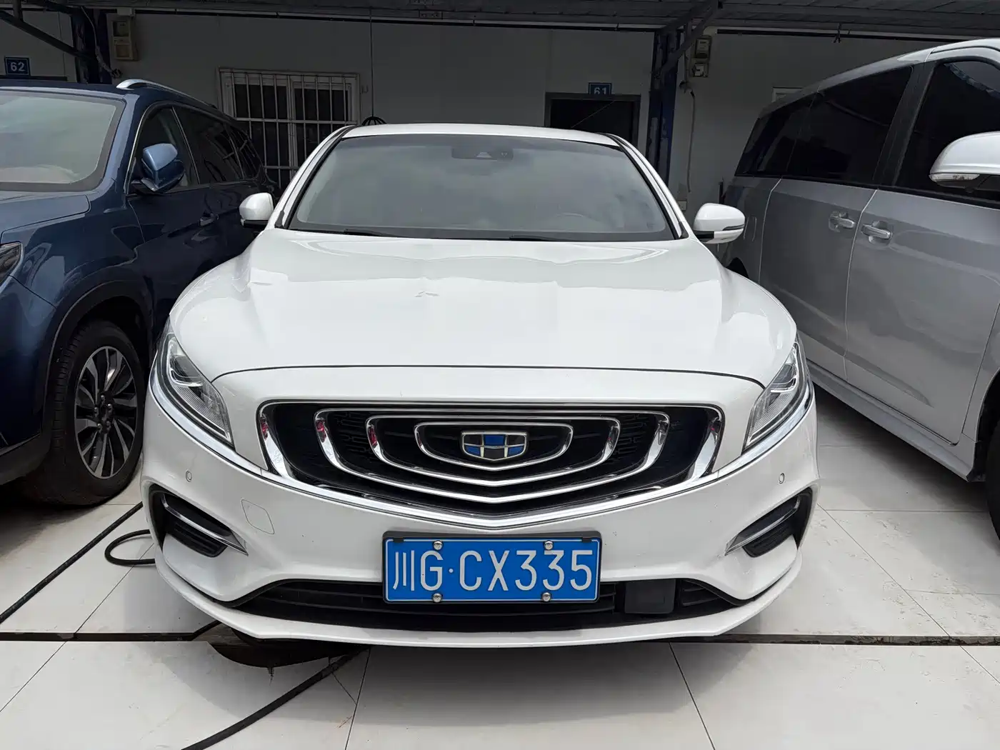 Photo 2 - Geely Borui