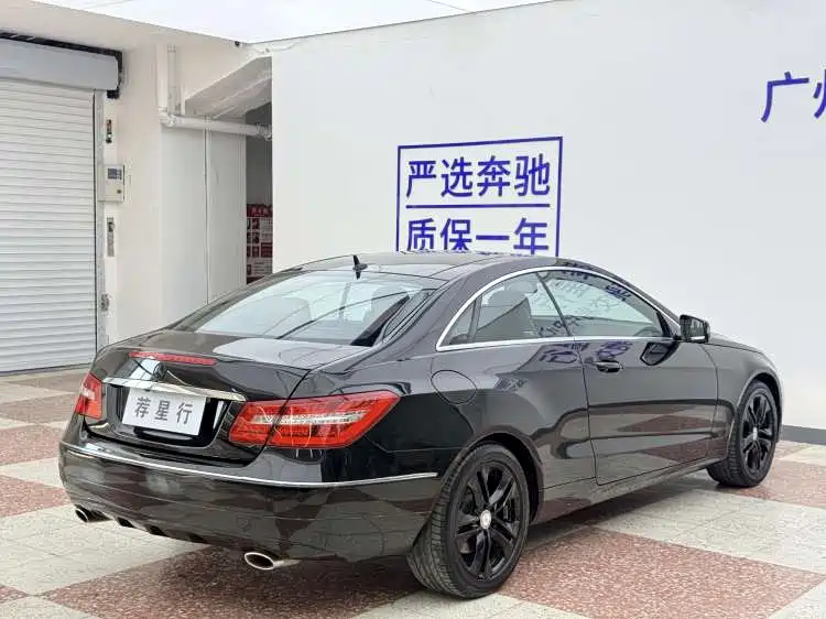 صورة 8 - Mercedes-Benz E-Class (Import)