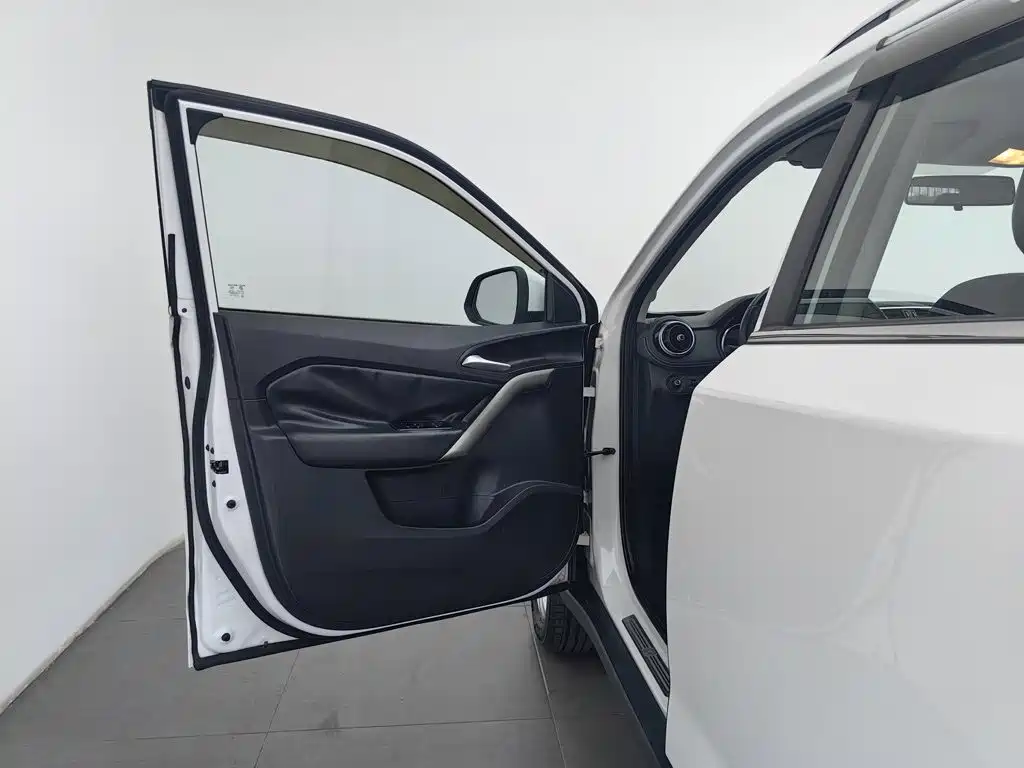 MG Roewe RX5 2018 2017 20T Automatic Luxury Edition