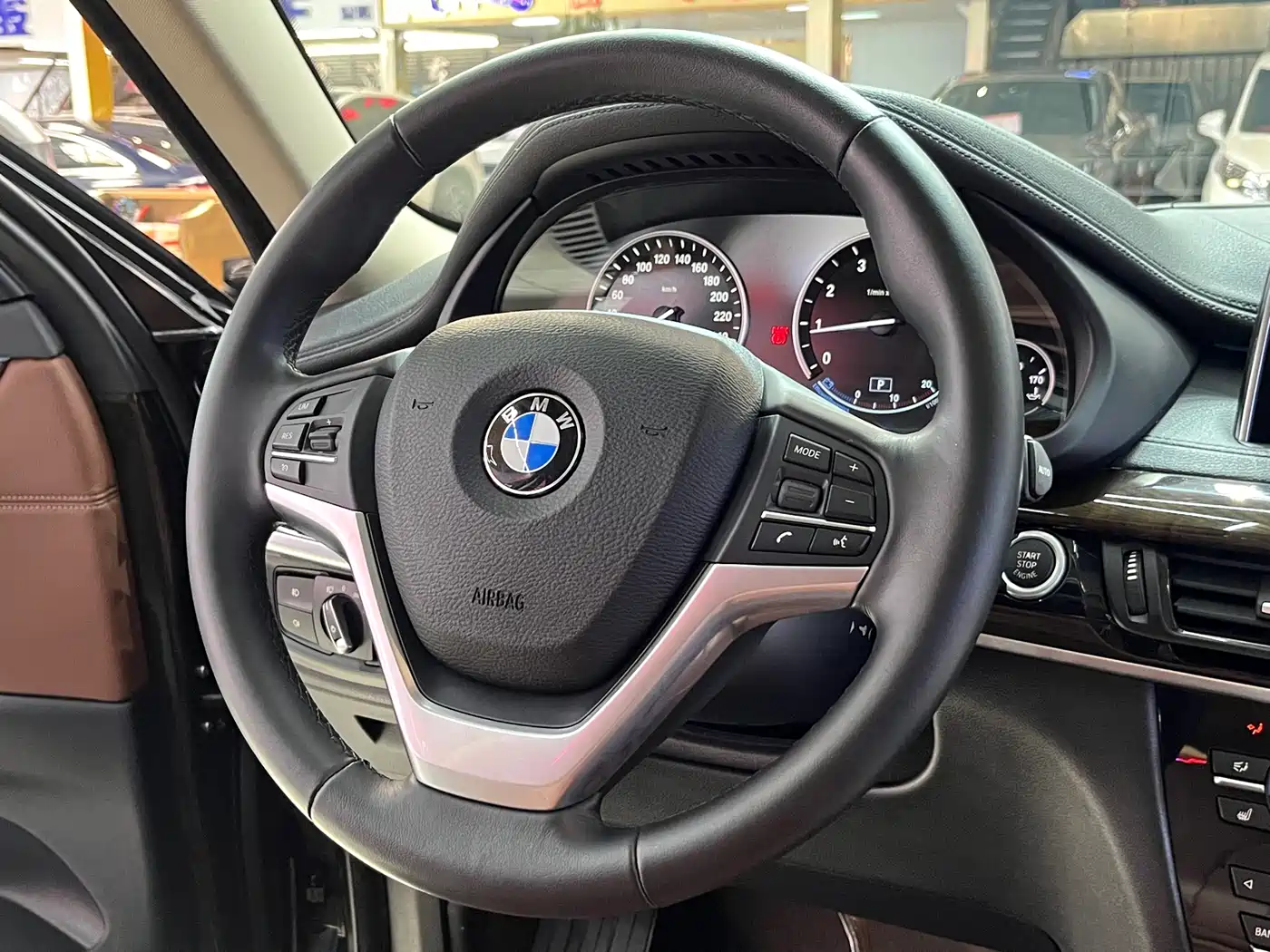 BMW X6 2017 xDrive28i фото 19