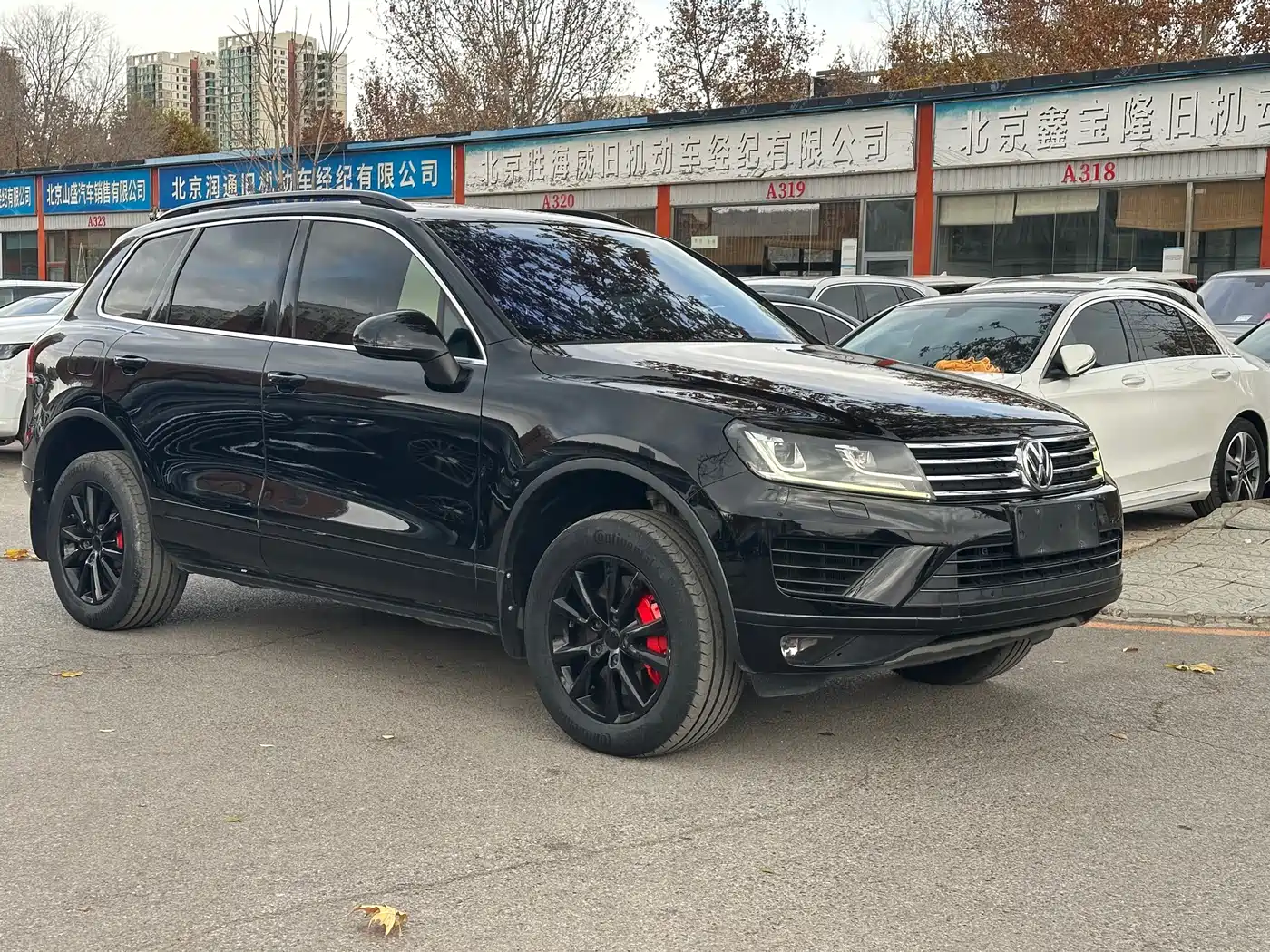 VOLKSWAGEN TOUAREG