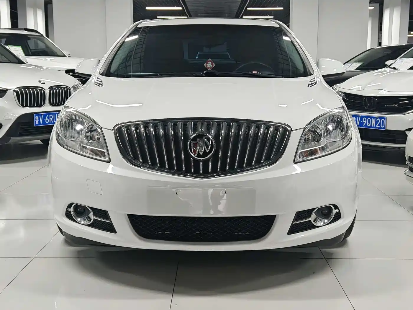 Buick Excelle 2013 GT 1.8L Automatic Fashion Edition фото 2