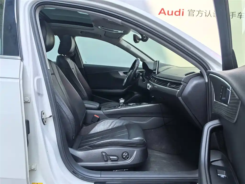 Audi A4L 2017 45 TFSI quattro Style Edition фото 10