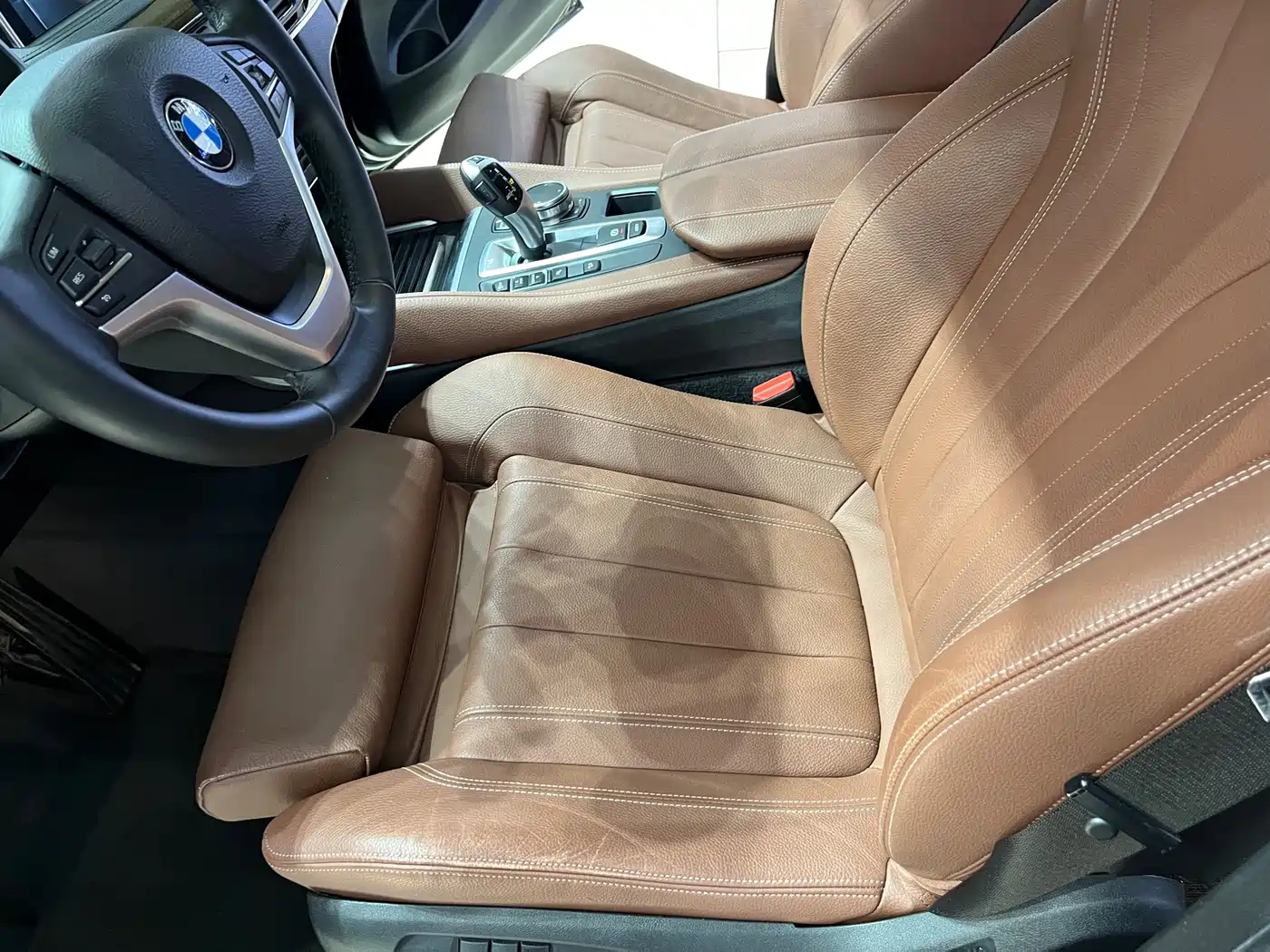 BMW X6 2017 xDrive28i фото 10