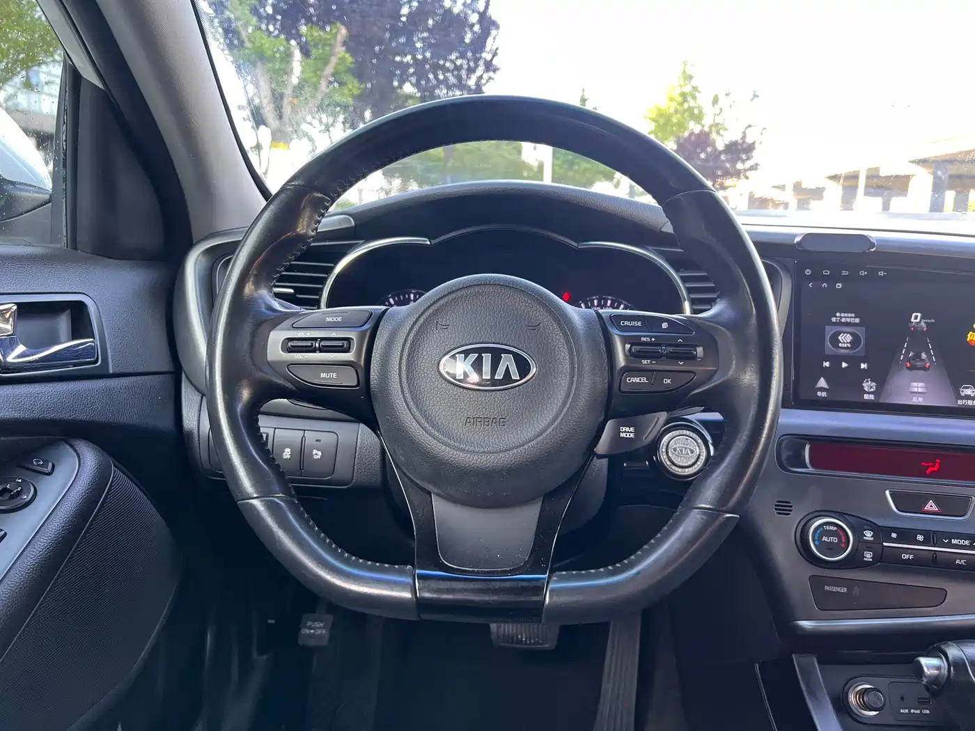 Kia K5 2015 2.0T Automatic Turbo фото 15