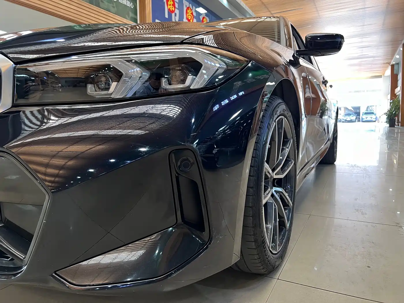 BMW 3 Series 2024 320Li M Sport Package фото 19