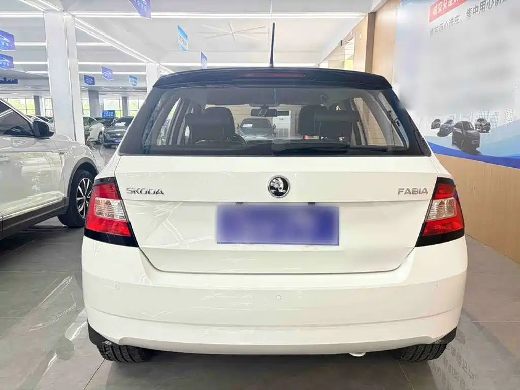 صورة 11 - Škoda Fabia