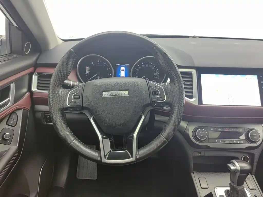 Фото 11 - Haval H6 Coupe