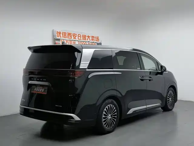 Denza D9 2022 DM-i 970 AWD Flagship — фото 2