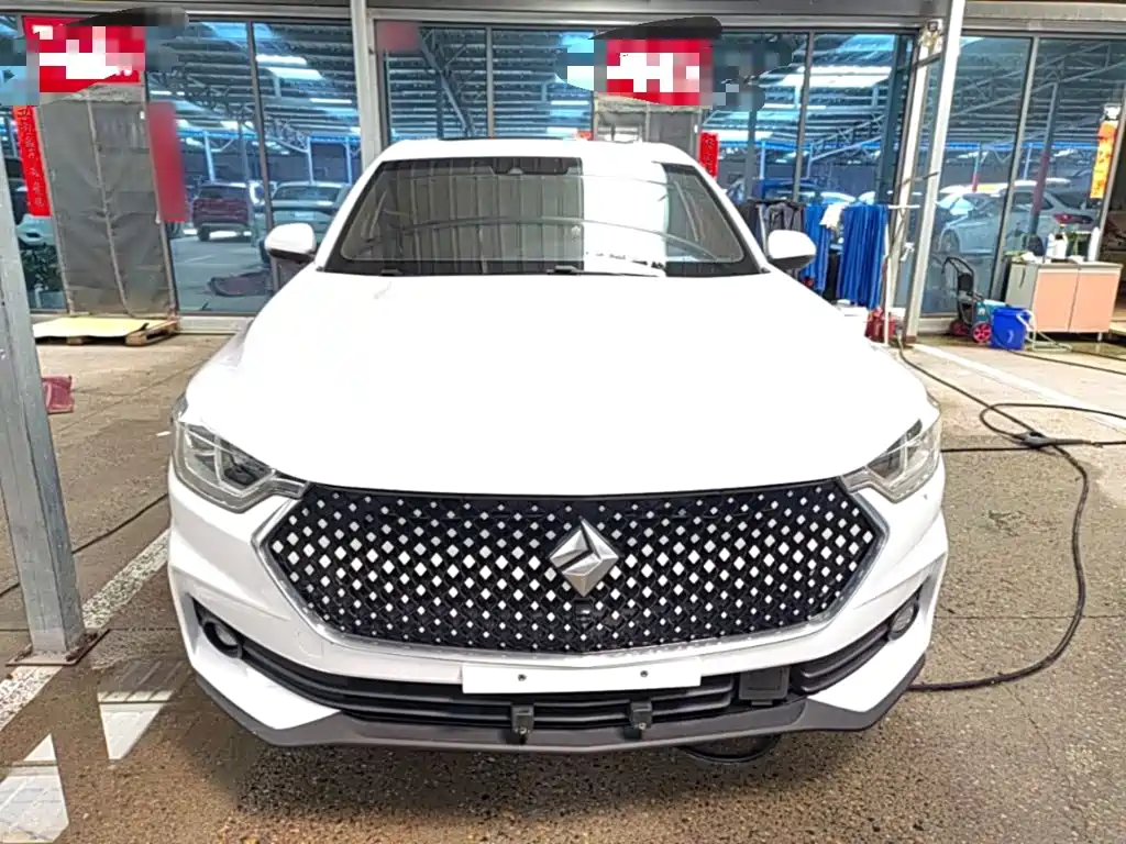 Baojun RC-6 2020 2019 1.5T CVT 24-hour Online Flagship