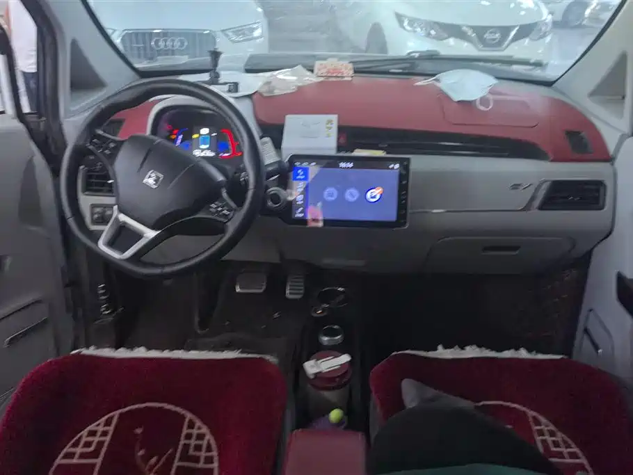 ZOTYE E200