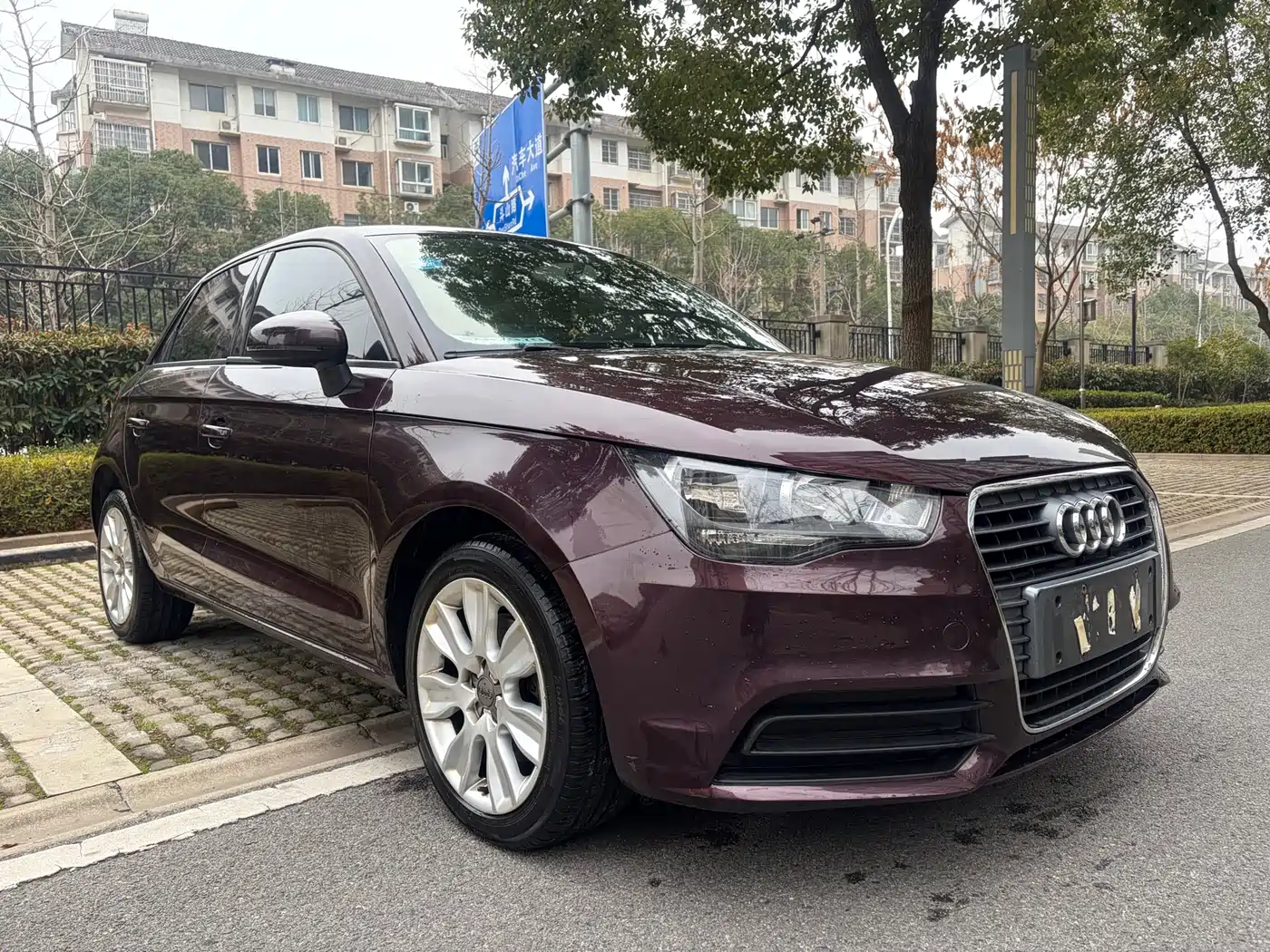 Audi A1 2015 2014 30 TFSI Sportback Fashion