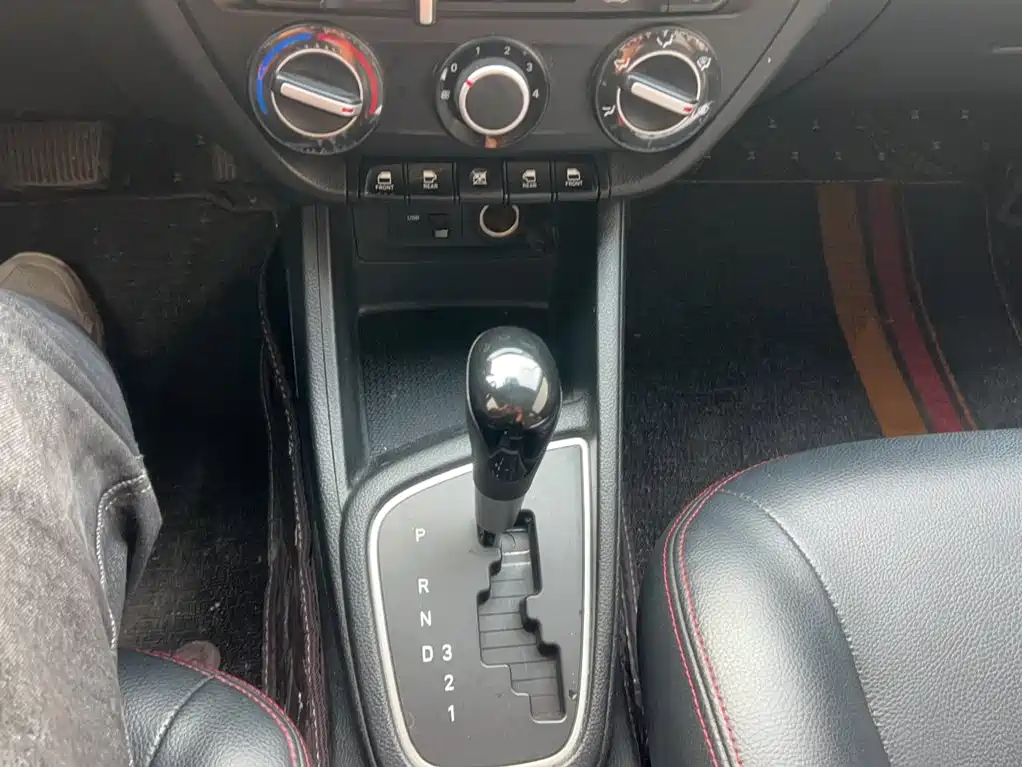 Hyundai Verna 2019 2017 1.4L Auto Jump Edition (China V)