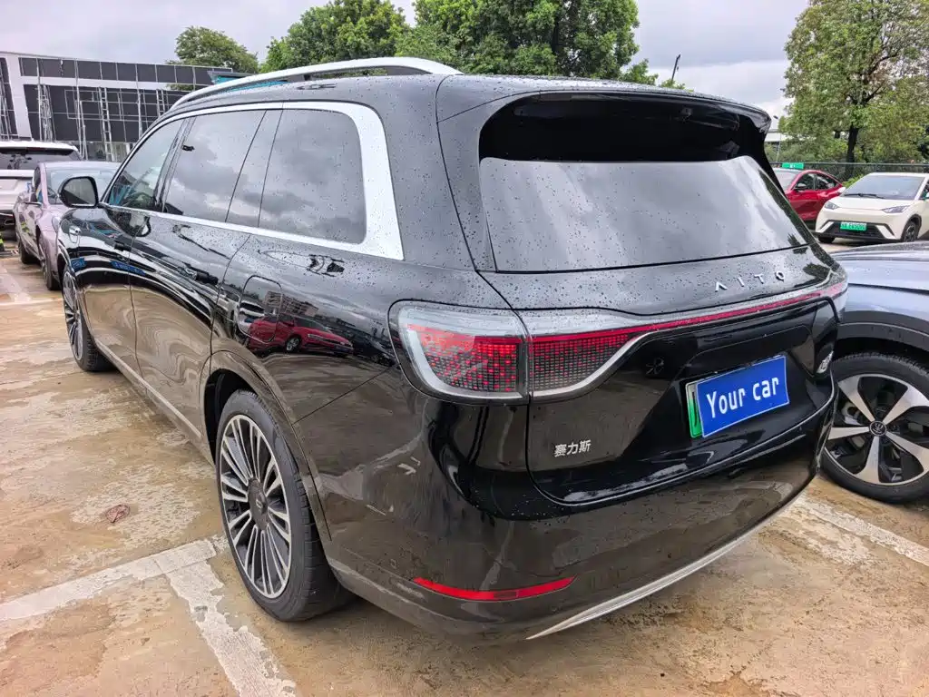 Фото 4 - AITO Wenjie AITO M9