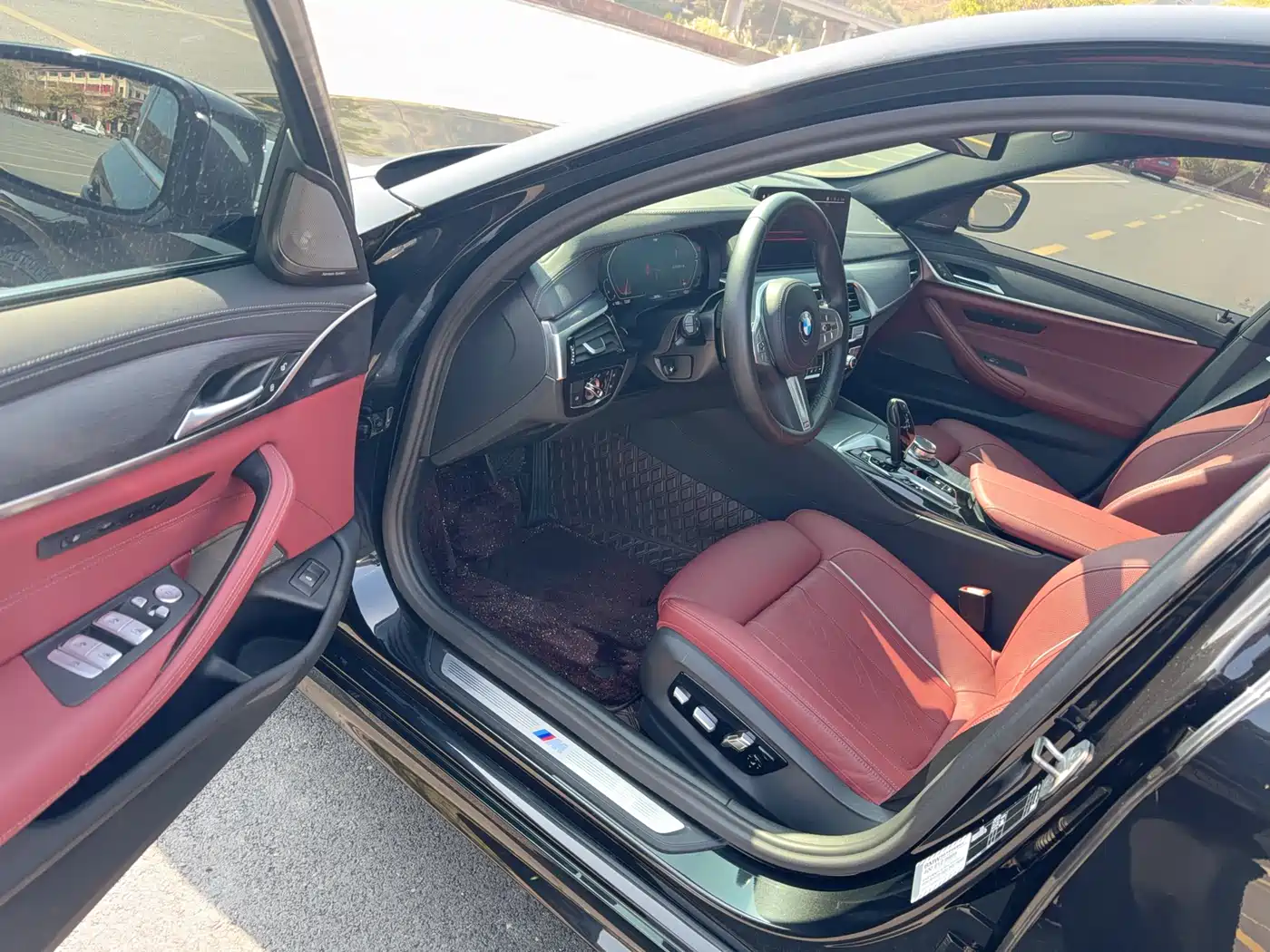 BMW 5 Series 2023 530Li Premium M Sport Package фото 4
