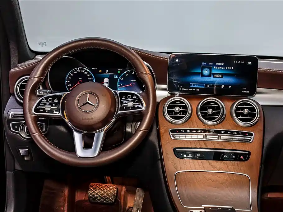 Mercedes-Benz GLC 2022 Facelift GLC 300 L 4MATIC Dynamic Collector's Edition фото 23