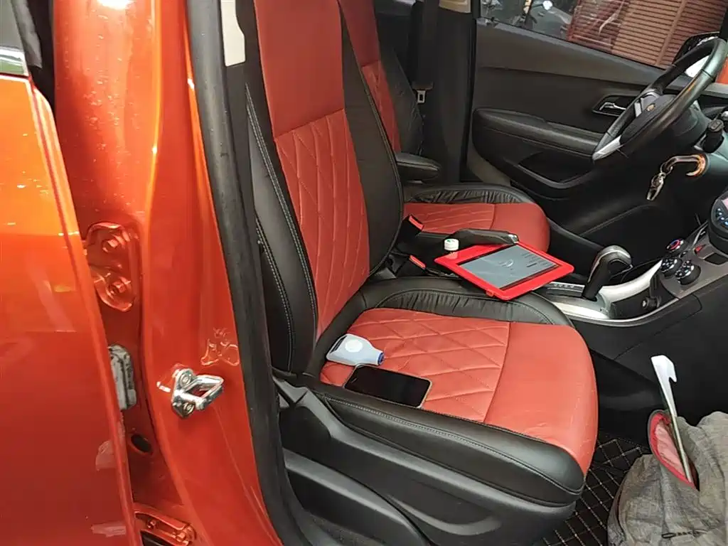 Chevrolet Trax 2014 1.4T Automatic 2WD Luxury фото 25