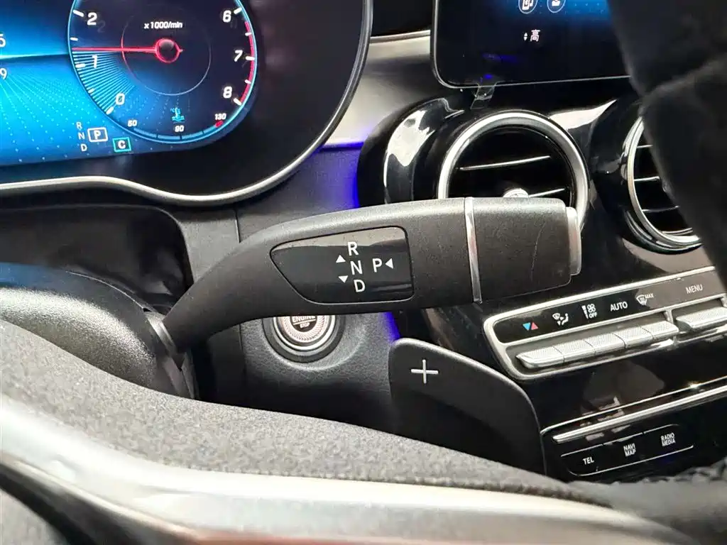 Mercedes-Benz GLC Coupe 2021 GLC 260 4MATIC Coupe SUV фото 23