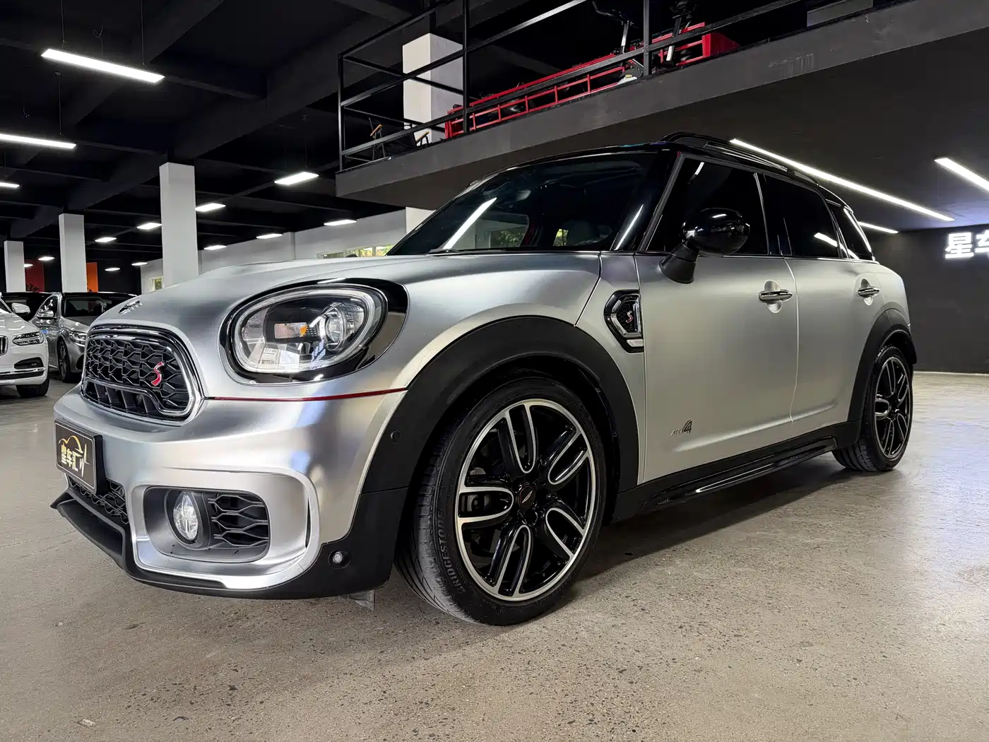 Фото 1 - MINI COUNTRYMAN