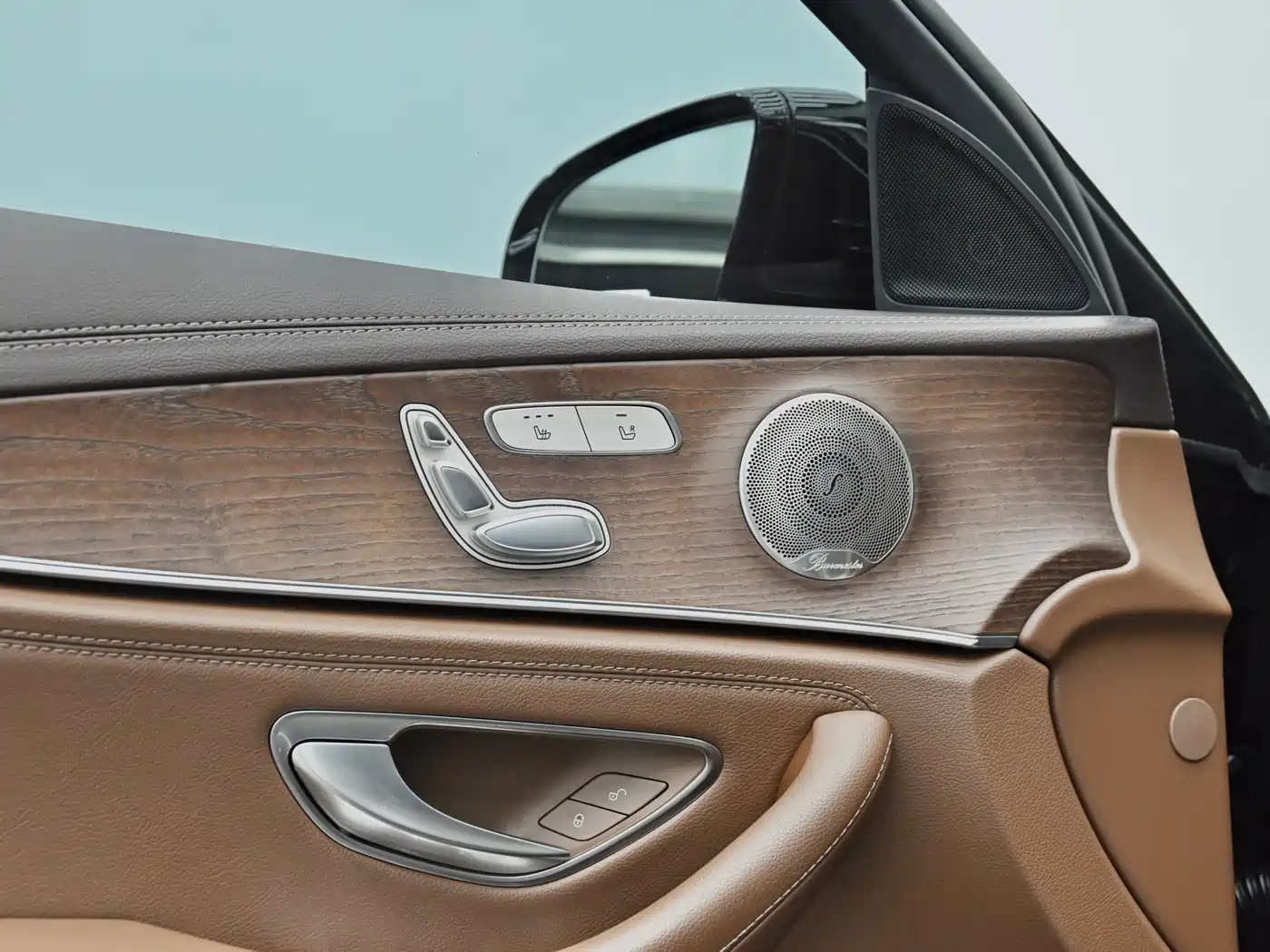 Mercedes-Benz E-Class 2022 Facelift E 300 L Luxury Style фото 22