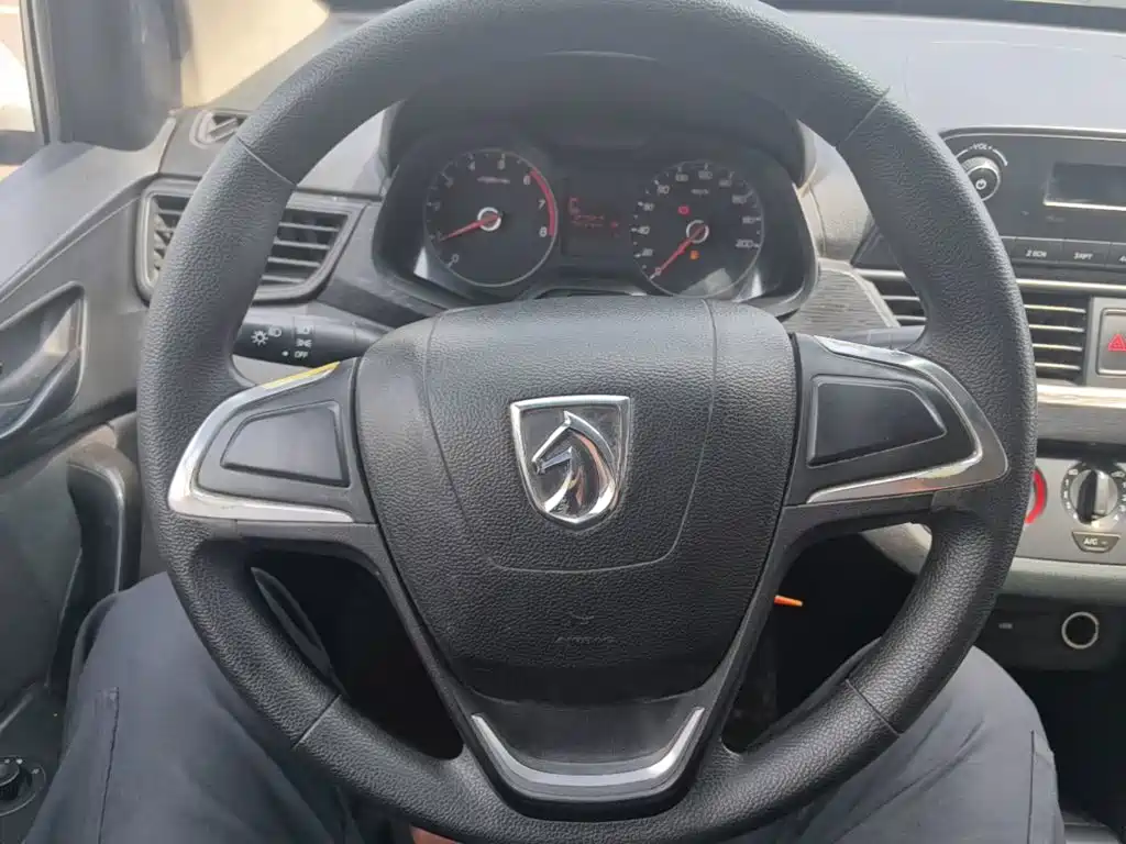 Baojun 310 2017 2016 1.2L Manual Comfort Model