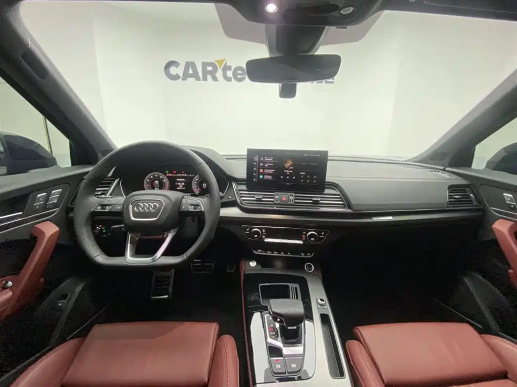Audi Q5L 2024 Model 45 TFSI Luxury Dynamic фото 23