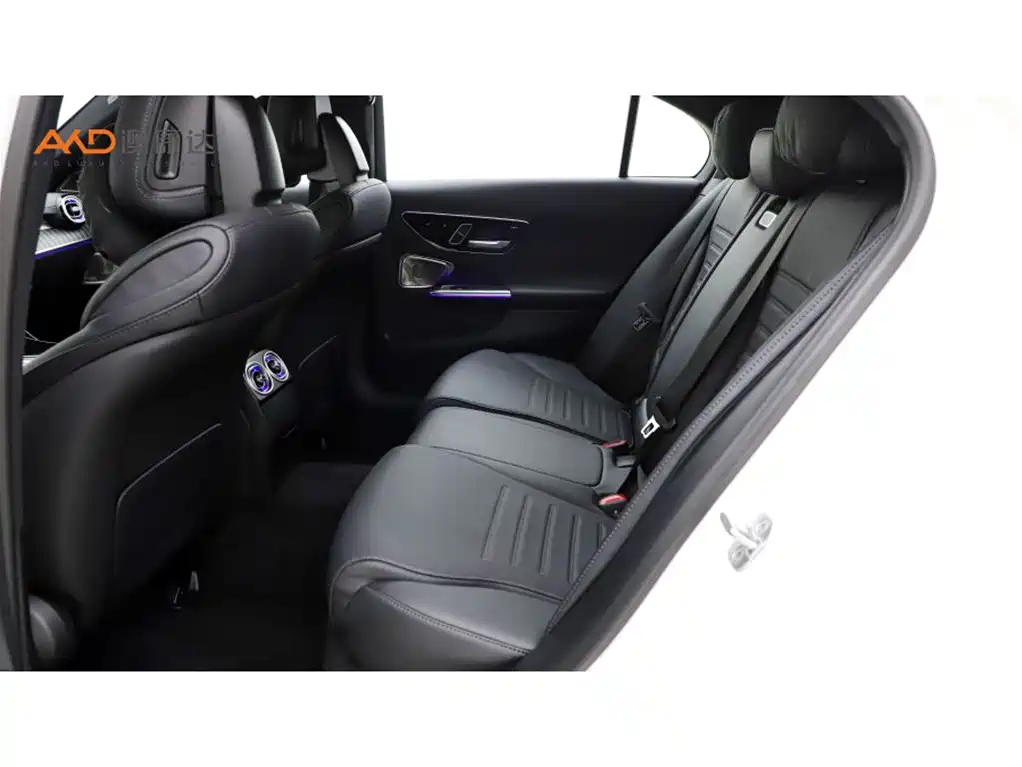 Фото 7 - Mercedes-Benz C-Class