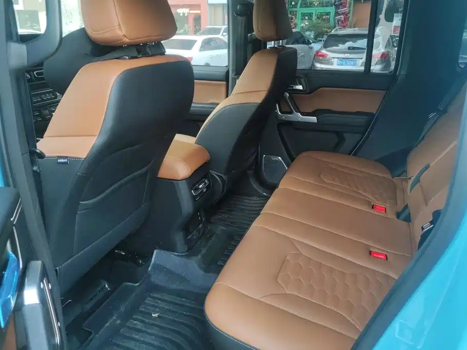 212 T01 2026 2026 2.0T Diesel Changfeng