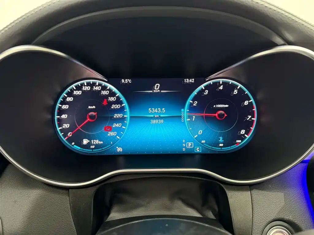 Mercedes-Benz GLC Coupe 2021 GLC 260 4MATIC Coupe SUV фото 22