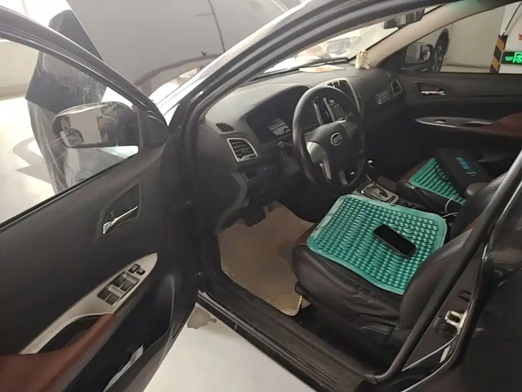 BYD F3 2015 2015 Energy-saving Edition 1.5L Automatic Luxury