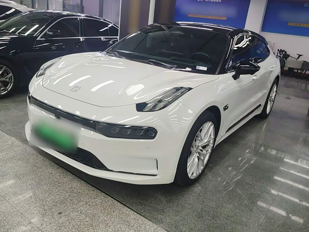 ZEEKR 001