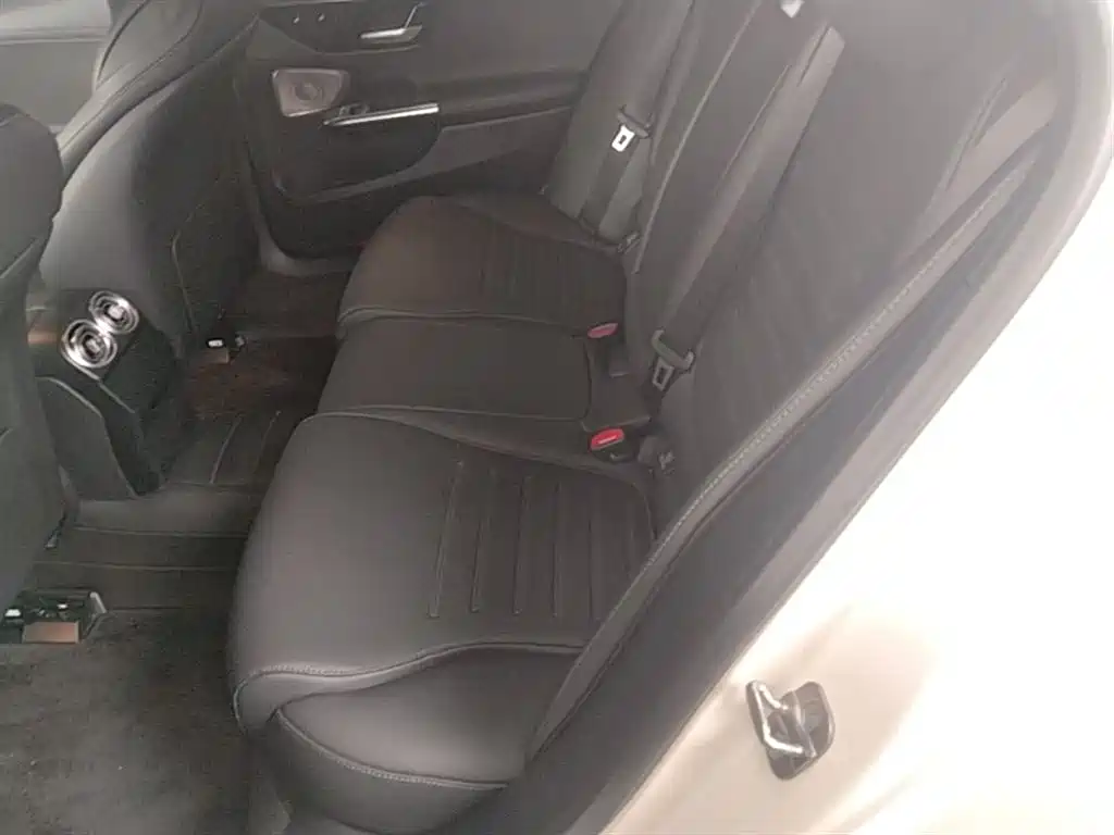 Mercedes-Benz C-Class 2024 Facelift III C 260 L Sport фото 17