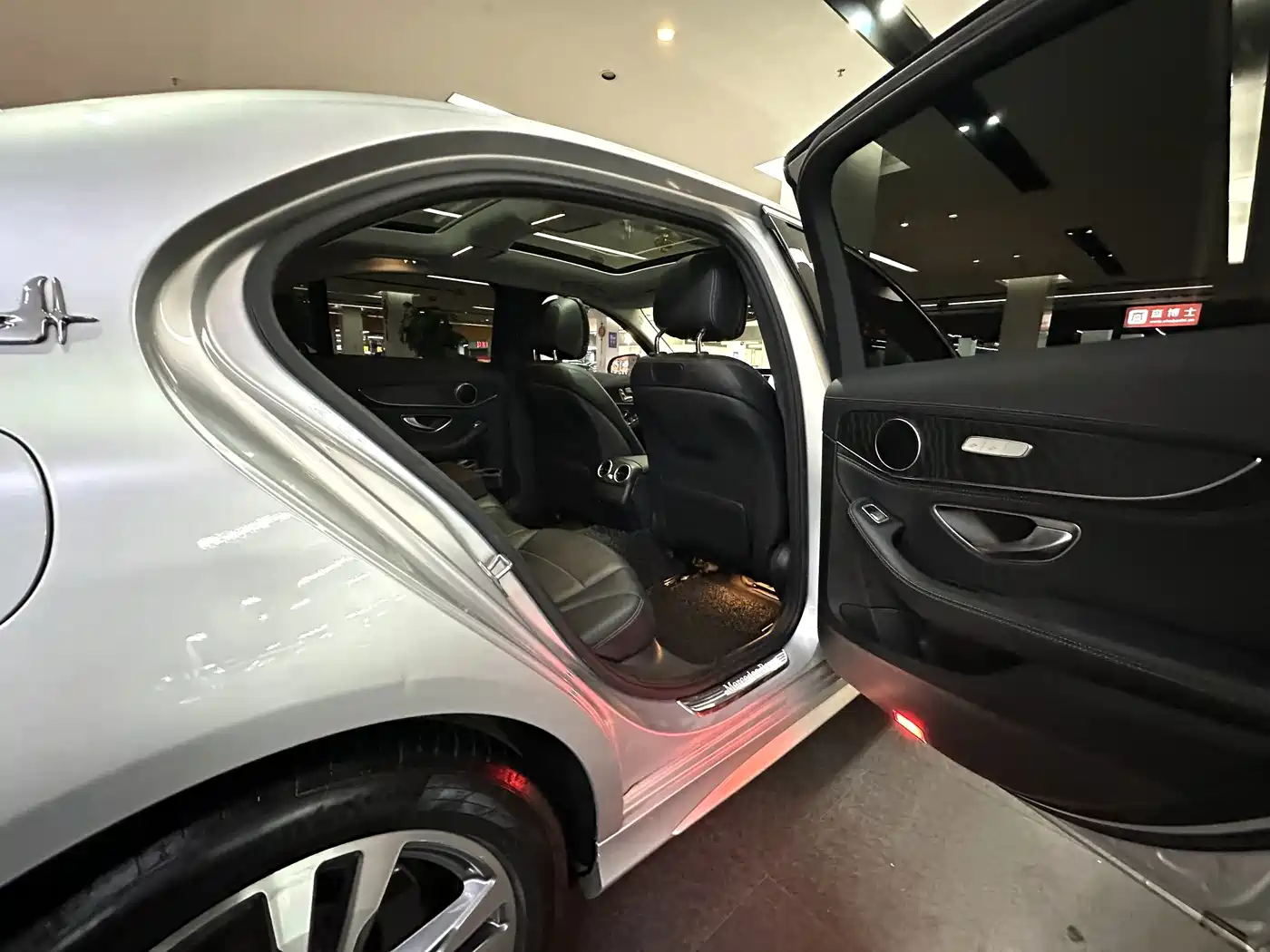 Mercedes-Benz C-Class 2016 2016 C 200 L Sport