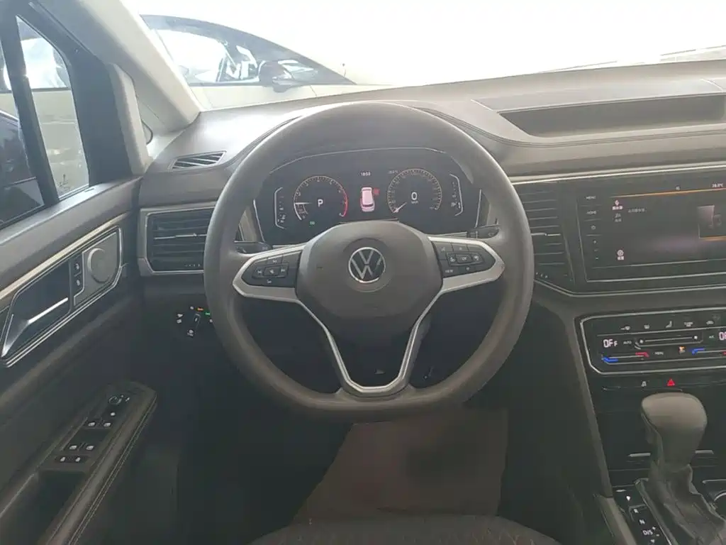 Volkswagen Viloran 2021 2020 330TSI Business Edition