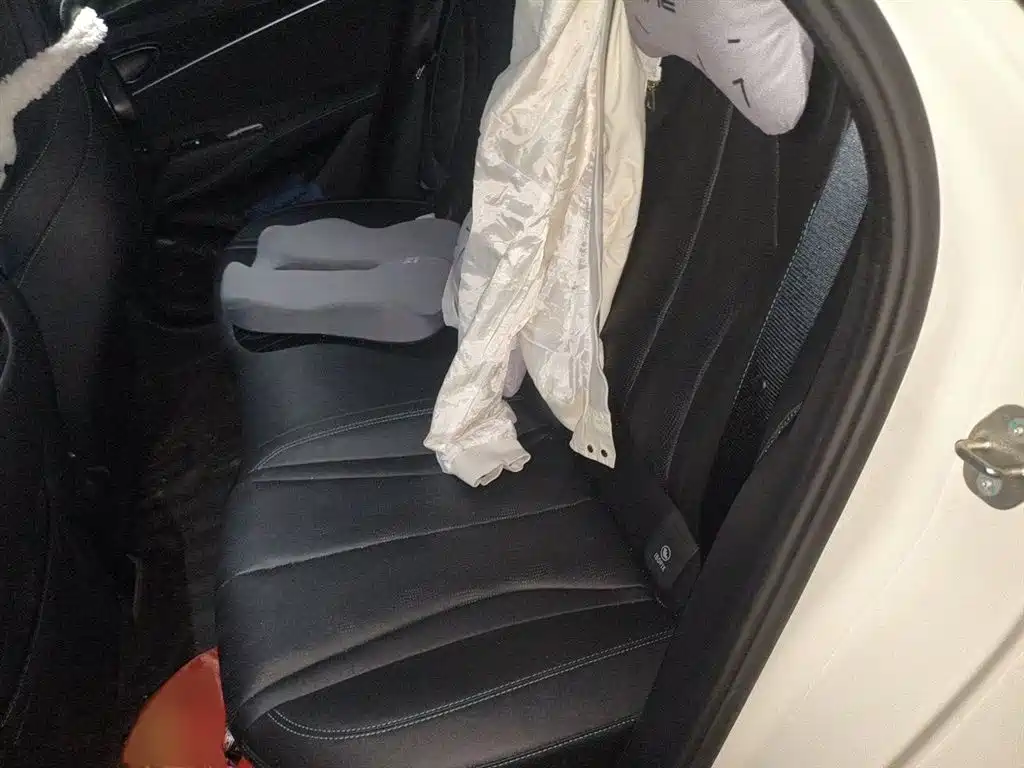 BYD Seal 06 New Energy 2024 DM-i 120KM Premium фото 15