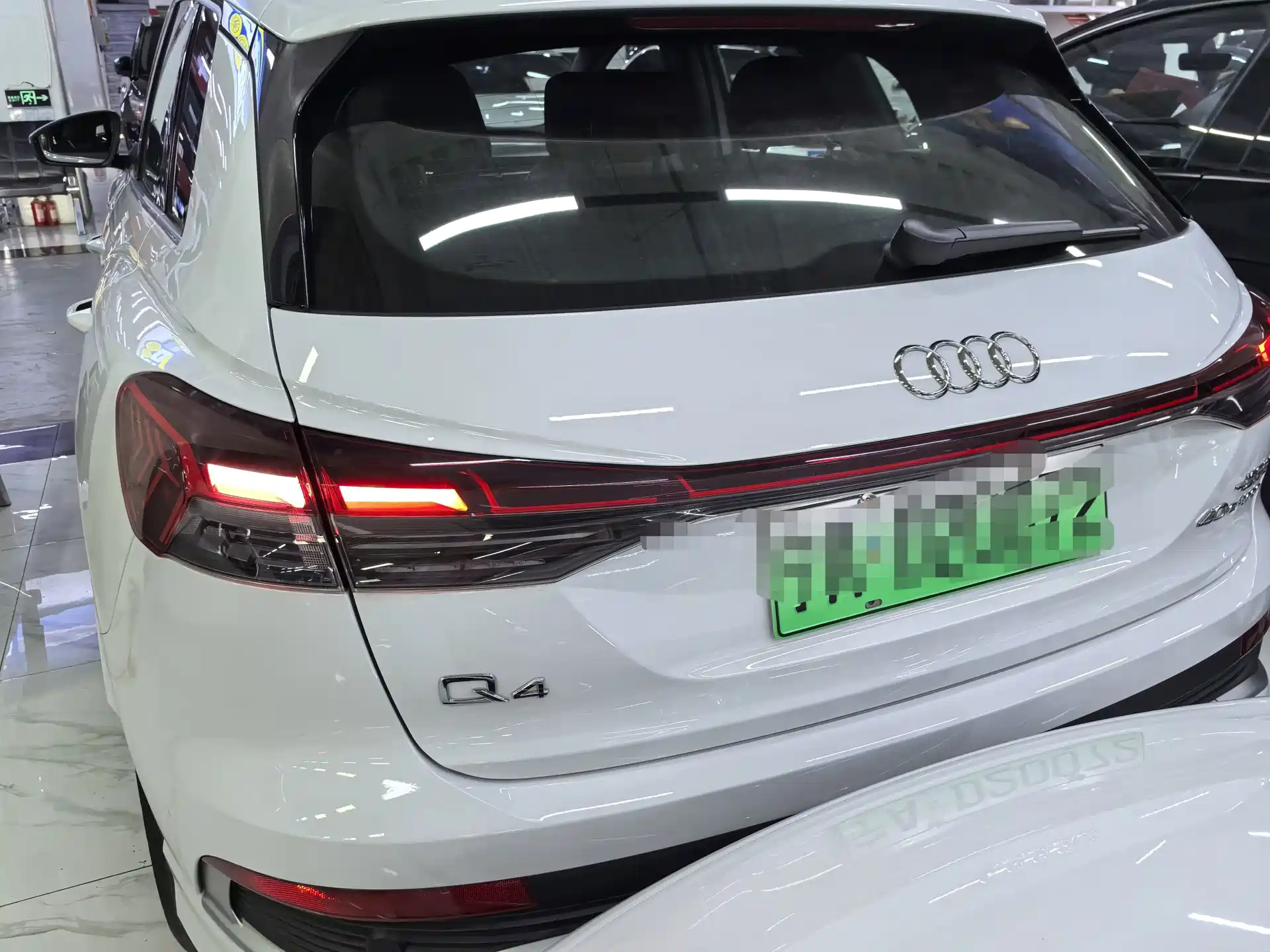 صورة 5 - Audi Q4 e-tron