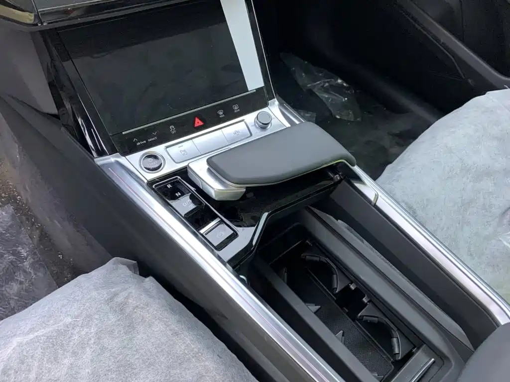 Audi e-tron 2026 2021 50 quattro Luxury