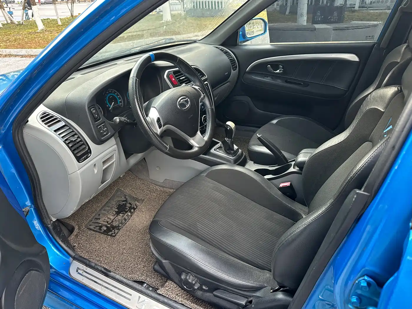 Soueast V3 Lingyue 2015 2015 1.5L Manual Elegance Edition