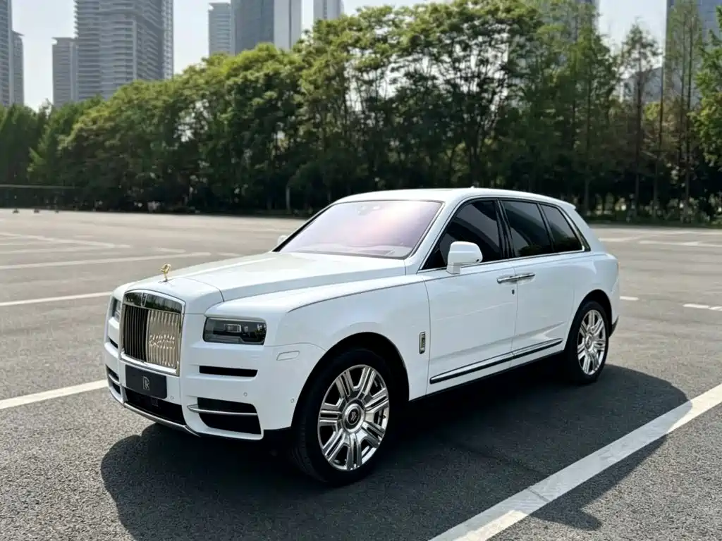 Rolls-Royce Cullinan 2019 2018 5-Seater Version