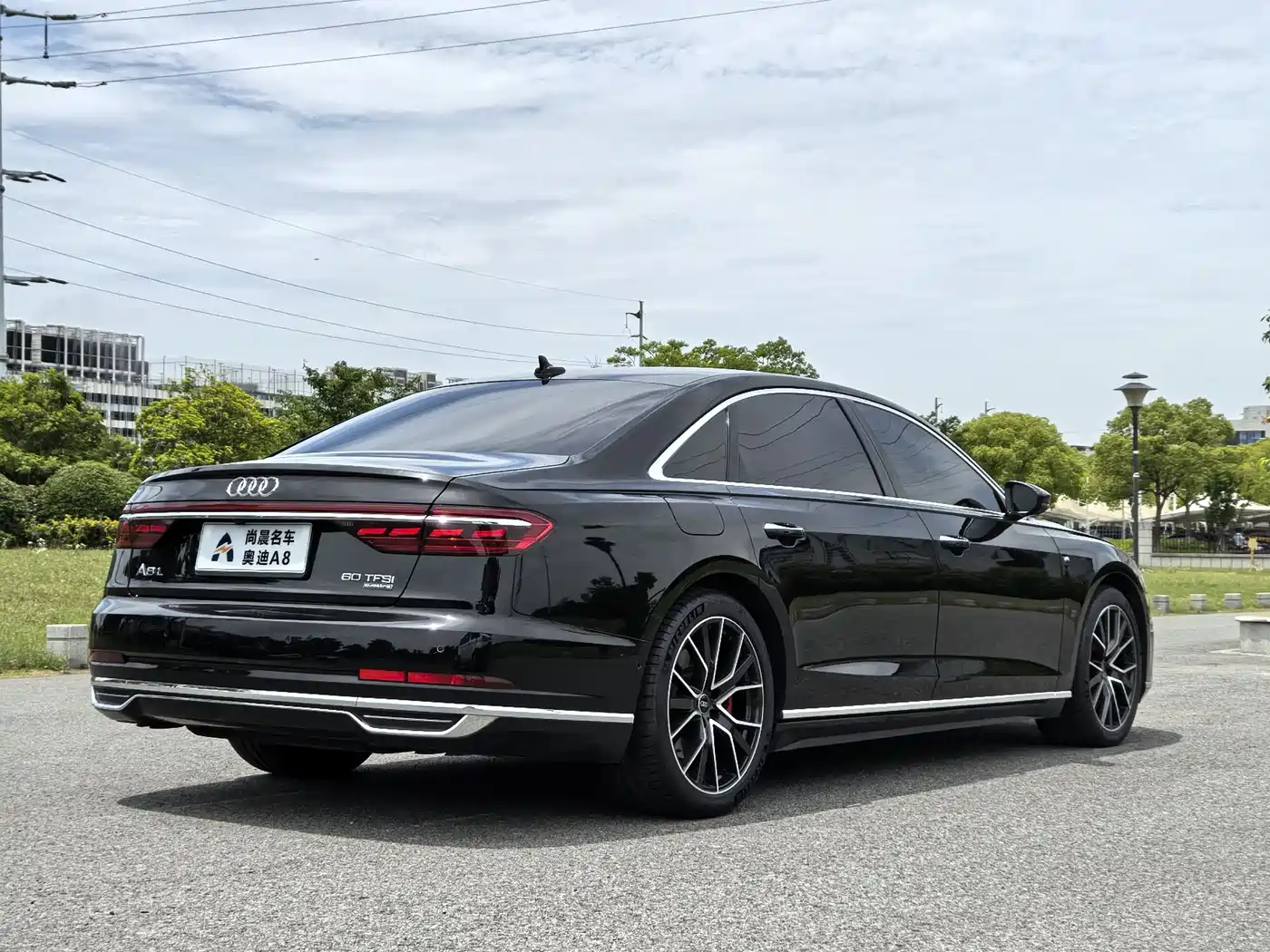 Audi A8 2021 A8L 60 TFSI quattro Premium фото 21