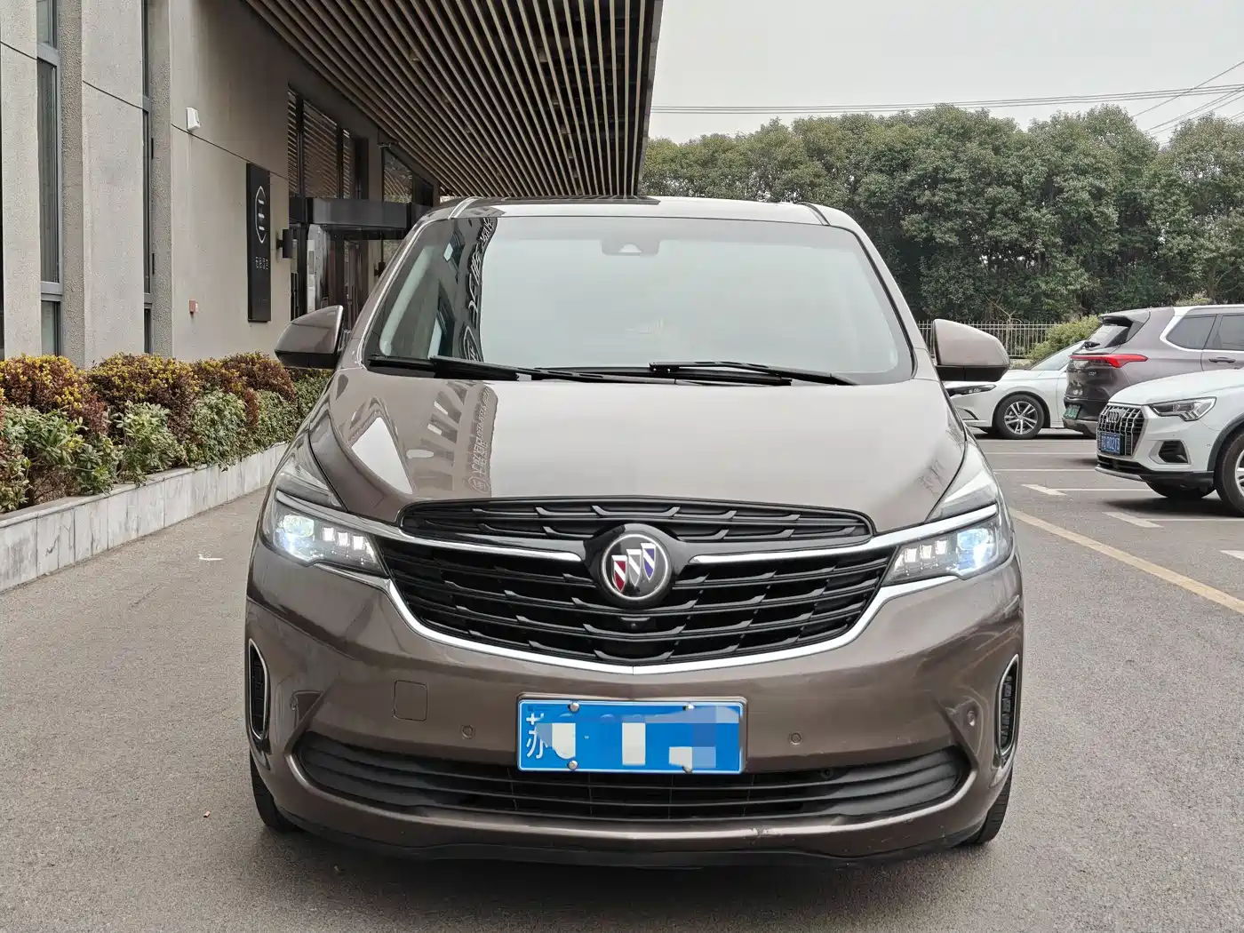 Buick GL8 2021 Land Business Class 652T Smart Premium фото 2