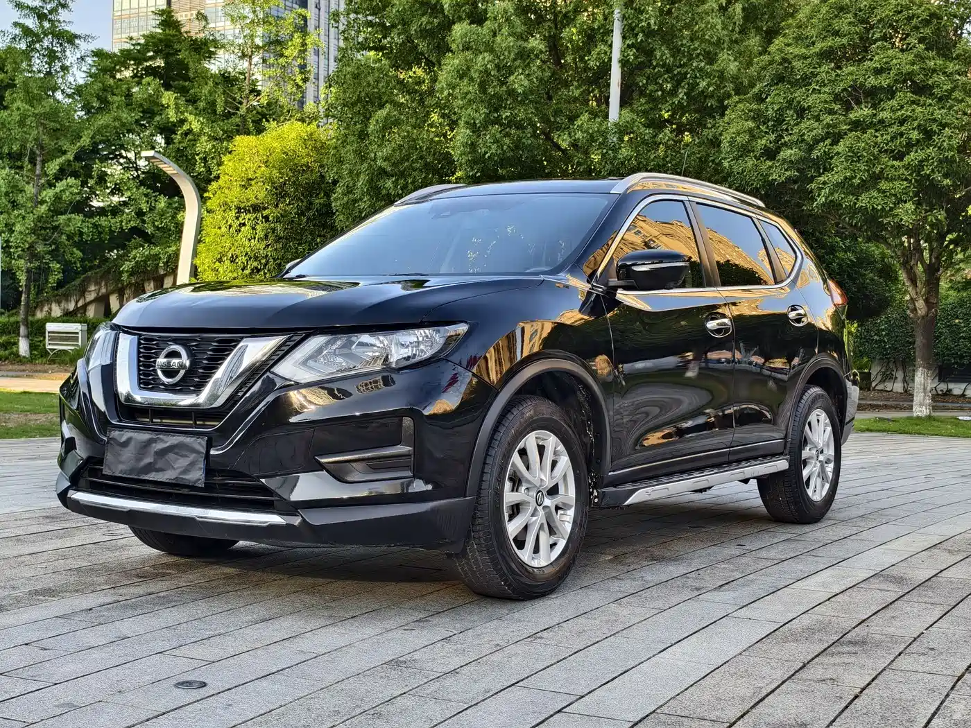 Nissan X-Trail 2023 Classic 2.0L 2WD Smart Premium Edition