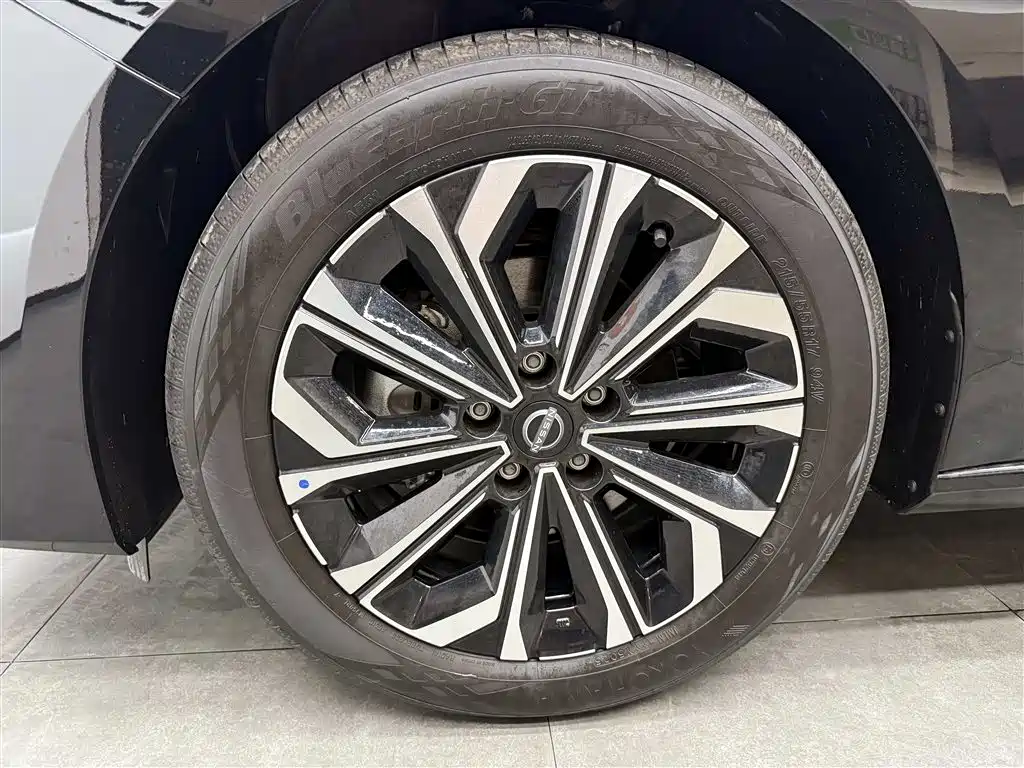 Nissan Teana 2026 2026 Model 2.0L Mid Trim