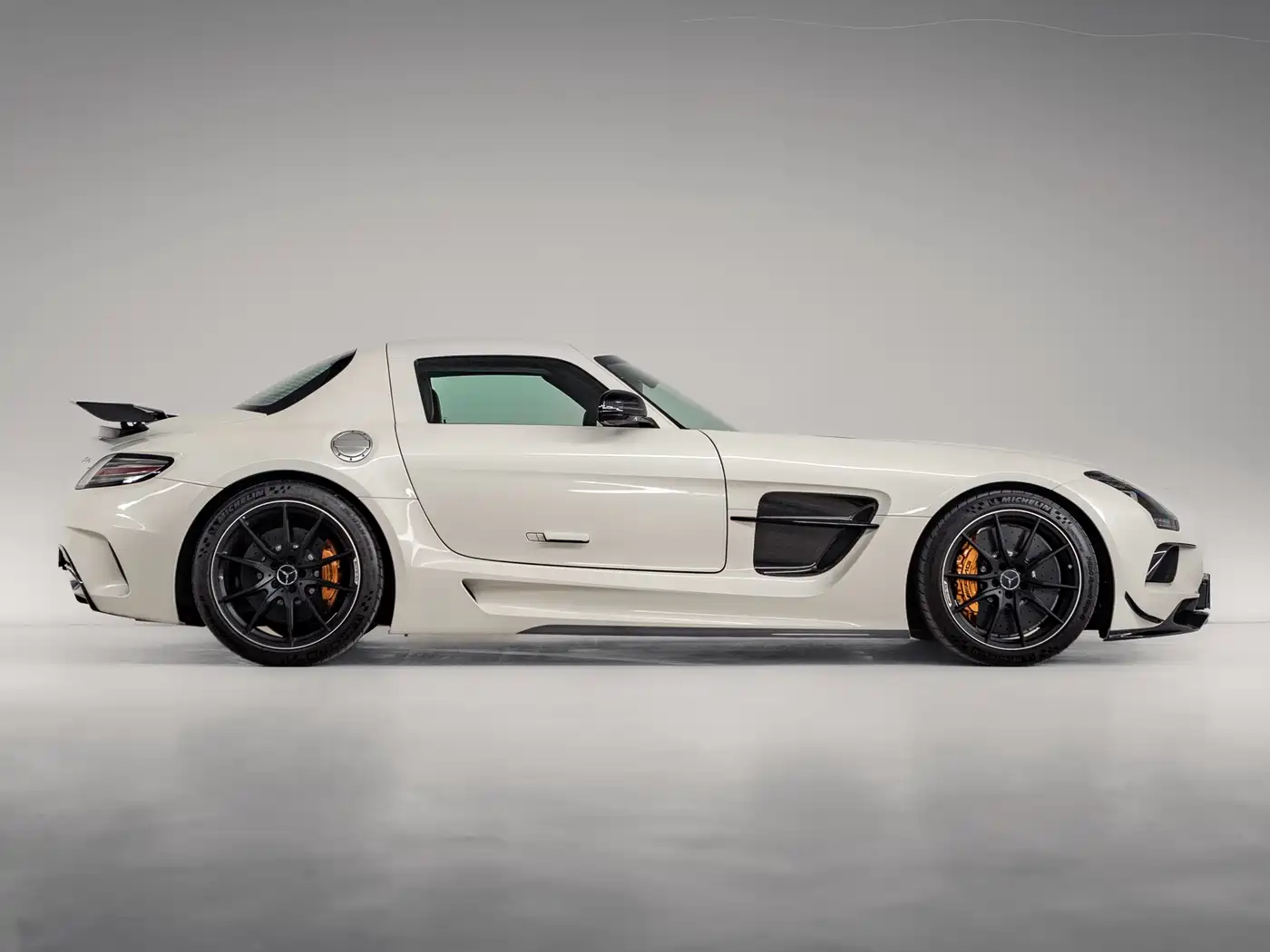 Mercedes-Benz SLS AMG 2014 Model SLS AMG Black Series фото 4